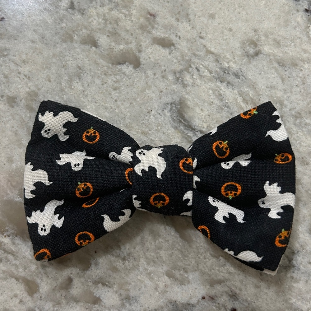 Little Mister brand infant/toddler Halloween bow tie.